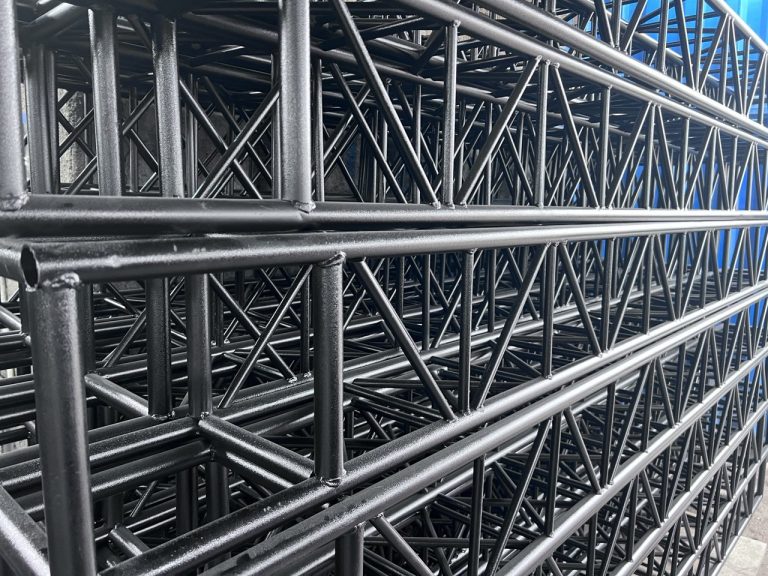 اسپیس ۳۰ پر ۳۰ لوله ۳۲ رنگ مشکی چرمی استاتیک(رنگ کوره ای)